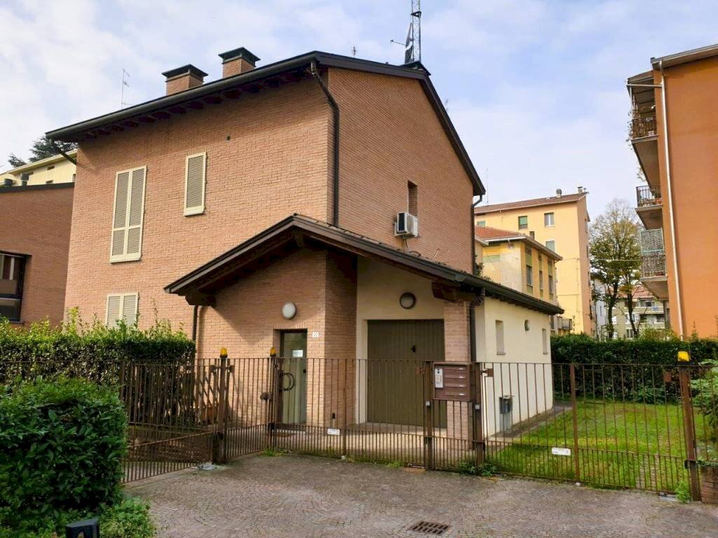 Facciata - One-room apartment via Clemente Bondi, 20, Parma (neighborhood San Lazzaro) - photo 1