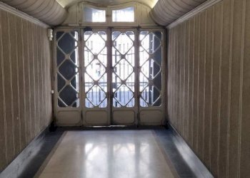 Interno palazzo - Negozio via Paolo Emilio Bensa, Genova (zona Principe) - foto 15