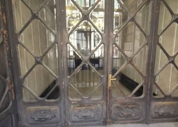Interno palazzo - Negozio via Paolo Emilio Bensa, Genova (zona Principe) - foto 18