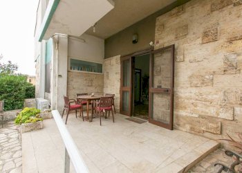 Veranda - Villa via Luigi Mazza, 34, Anzio - foto 6