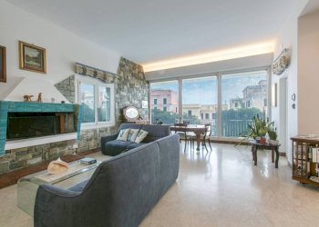 Salone - Villa via Luigi Mazza, 34, Anzio - foto 34