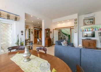 Salone - Villa via Luigi Mazza, 34, Anzio - foto 36