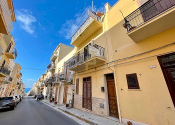 Foto 2 - Casa indipendente Via Generale Michele Di Gaetano, Castellammare del Golfo - foto 2
