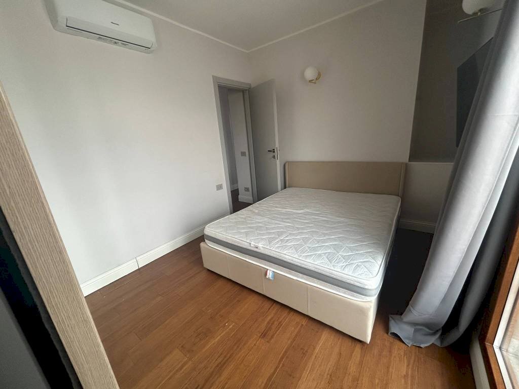 Camera da letto - Trilocale via Cesare Pascarella, 5, Milano (zona Quarto Oggiaro) - foto 3