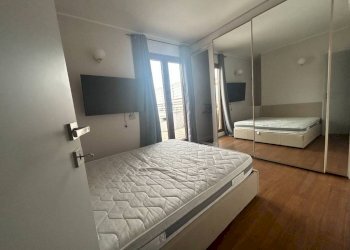 Camera da letto - Three-room apartment via Cesare Pascarella, 5, Milano (neighborhood Quarto Oggiaro) - photo 2