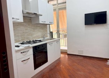 Foto 3 - One-room apartment Via Donnaregina
 
10, Napoli - photo 3