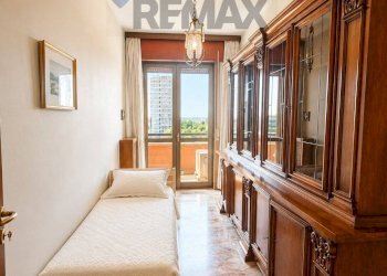 Camera / camera da letto - Terreno non edificabile VIA REMO LA VALLE
9, Milano - foto 2