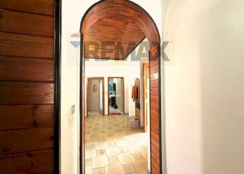 Hall / corridoio - Quadrilocale VIA PEDAGGIO SANTA CHIARA
 
76, Trani - foto 7