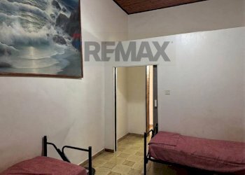 Camera / camera da letto - Quadrilocale VIA PEDAGGIO SANTA CHIARA
 
76, Trani - foto 10