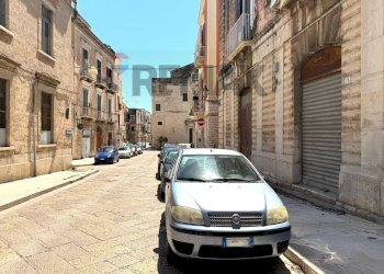 Edificio all\'aperto - Quadrilocale VIA PEDAGGIO SANTA CHIARA
 
76, Trani - foto 33