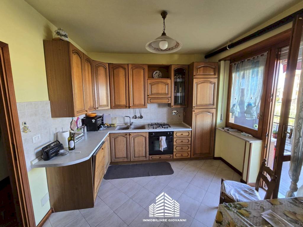 Cucina - Appartamento via Scipione Maffei, Bra - foto 1