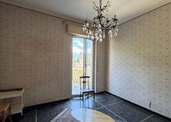 Salone - Trilocale via San Felice, Genova (zona Molassana) - foto 3