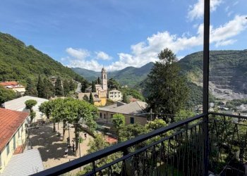Vista - Trilocale via San Felice, Genova (zona Molassana) - foto 11