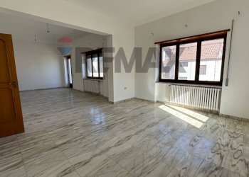 Stanza vuota - Villa Viale della Repubblica
34/36, Altomonte - foto 6