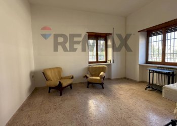 Soggiorno - Villa Viale della Repubblica
34/36, Altomonte - foto 12