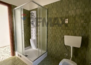 Bagno - Villa Viale della Repubblica
34/36, Altomonte - foto 15