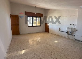 Stanza vuota - Villa Viale della Repubblica
34/36, Altomonte - foto 16