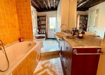 Bagno - Trilocale salita della Fava Greca, 6, Genova (zona Centro Storico) - foto 18