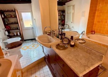 Bagno - Trilocale salita della Fava Greca, 6, Genova (zona Centro Storico) - foto 21