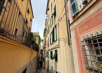 Zona - Trilocale salita della Fava Greca, 6, Genova (zona Centro Storico) - foto 24