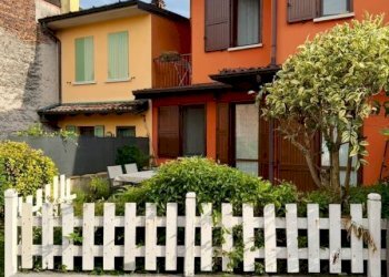 Facciata - Casa indipendente via Carlo Alberto, Ghedi - foto 2