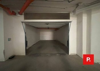 Foto 1 - Box Via Maestri del Lavoro, Caserta - photo 1