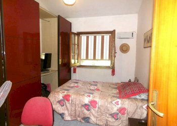 Camera da letto - Villa via dei Mughetti, 84, frazione Lido Dei Pini, Anzio - foto 41