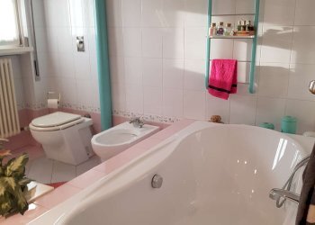 sala da bagno - Villa via Novella, Bagnolo Cremasco - foto 12