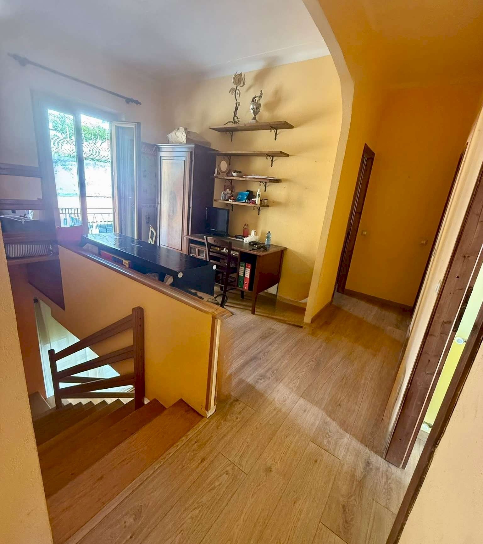 9d44a039-817c-4203-bc7d-10203799c7a2 - Four-room apartment via Rollino, 23 C, Genova (neighborhood Sestri Ponente) - photo 3