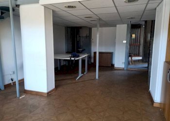 Interno non residenziale - Negozio corso Trieste, 31, Moncalieri - foto 7