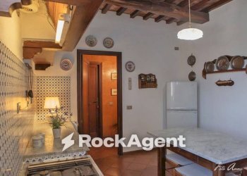 Interno palazzo - Rustico via di Formentale, 1638, Lucca (zona Santa Maria a Colle) - foto 21