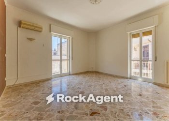 Cucina - Trilocale via Taranto, 1, Bari (zona Carbonara di Bari) - foto 1