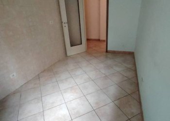 Camera da letto - Bilocale via Eredi Farina, 14, Pavia - foto 7