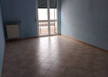 Camera da letto - Bilocale via Eredi Farina, 14, Pavia - foto 12