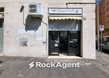 Facciata - Negozio via Alfonso Rendano, 43/45, Roma - foto 3