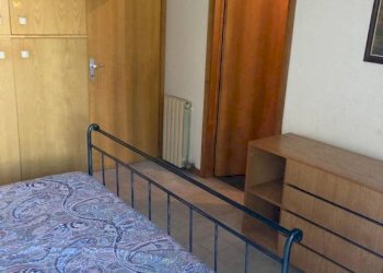 Camera da letto - Trilocale via Pisa, 70, Massa - foto 10