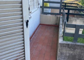 Balcone - Trilocale via Pisa, 70, Massa - foto 14
