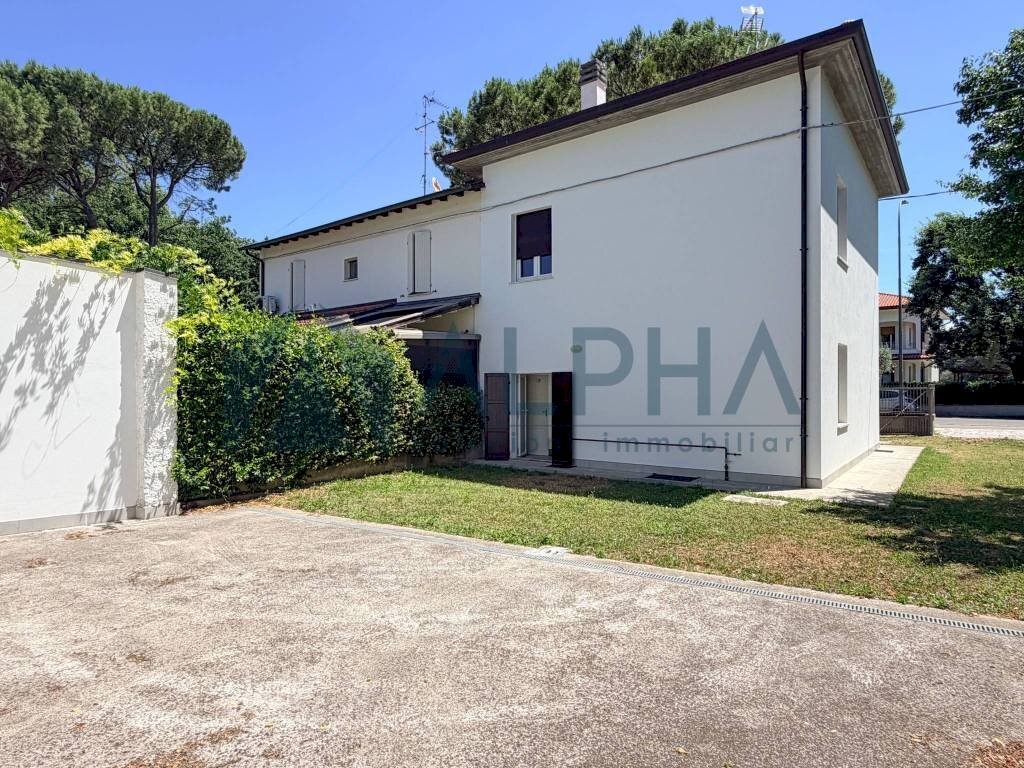 Facciata - Casa indipendente via Sacco e Vanzetti, Castrocaro Terme e Terra del Sole - foto 2