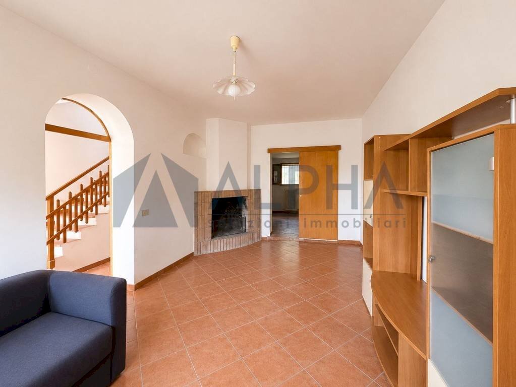 Salone - Three-room apartment via Torre del Marino, Brisighella - photo 1