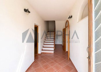 Corridoio - Three-room apartment via Torre del Marino, Brisighella - photo 13
