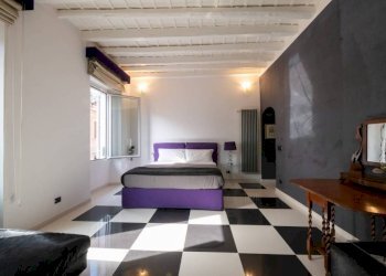 Camera da letto - Three-room apartment via Angelo Brunetti, Roma (neighborhood Centro Storico) - photo 17