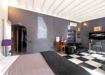 Camera da letto - Three-room apartment via Angelo Brunetti, Roma (neighborhood Centro Storico) - photo 18