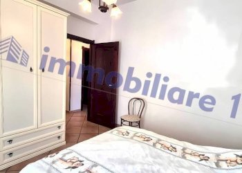 Camera da letto - Appartamento viale di Calatubo, 88, Alcamo - foto 17