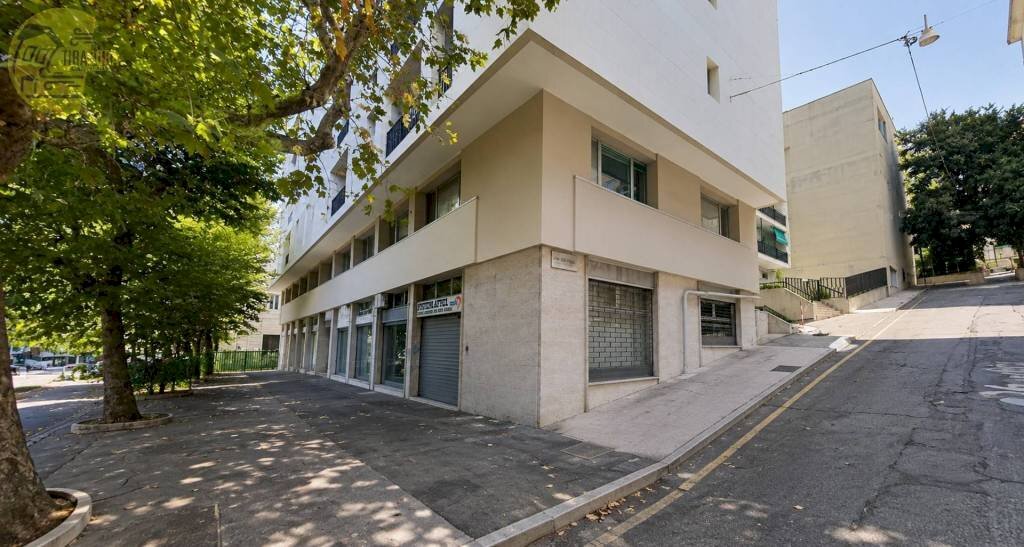 Facciata - Appartamento viale Miramare, 9, Trieste - foto 3