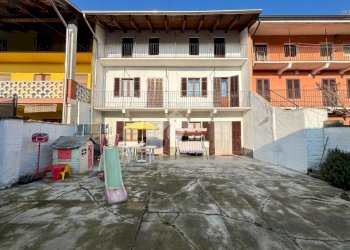 Independent house Piazza Risorgimento, Strambino - photo 1