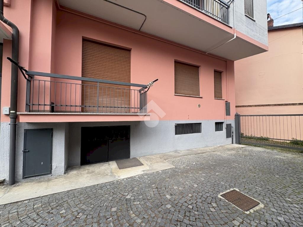 Four-room apartment Via Cavour, Strambino - photo 2