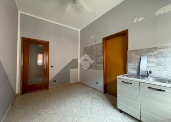 Four-room apartment Via Cavour, Strambino - photo 5