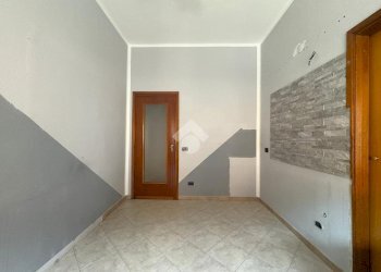 Four-room apartment Via Cavour, Strambino - photo 7