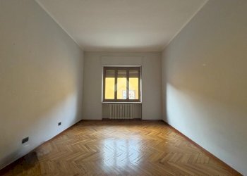 Four-room apartment Via Cavour, Strambino - photo 10