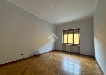 Four-room apartment Via Cavour, Strambino - photo 11